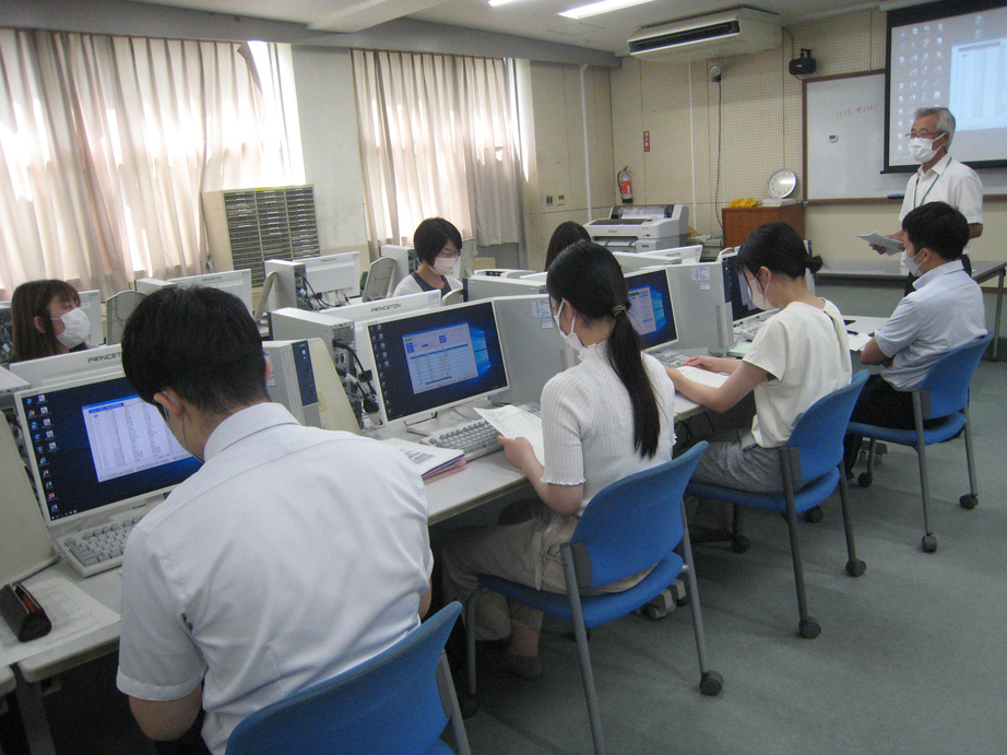 実務研修の様子