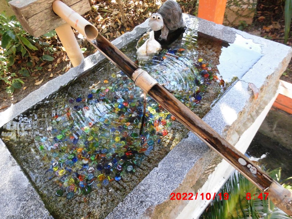 野島神社の手水舎