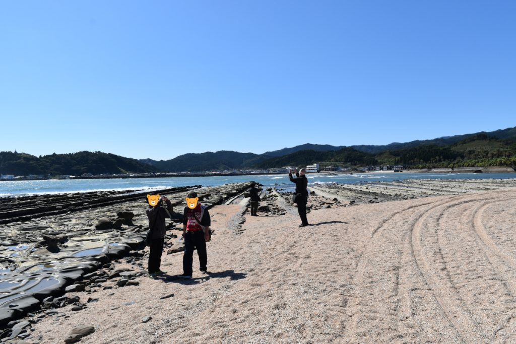 鬼の洗濯板(青島)で写真撮影