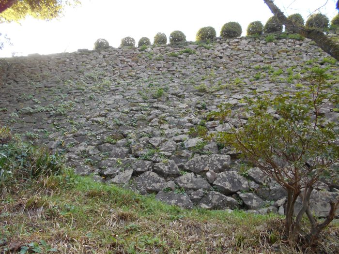 城山公園（宮崎県延岡市）の城壁